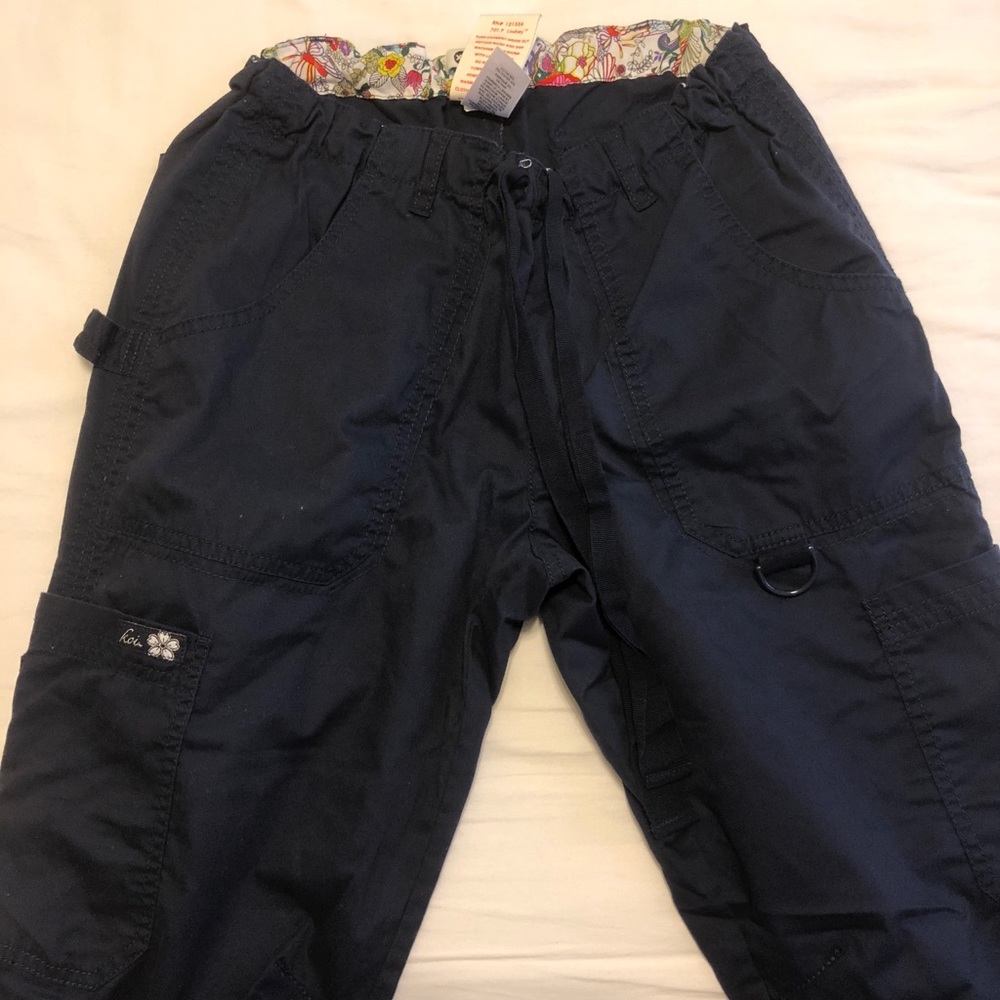 Koi Scrub pants *XS TALL*